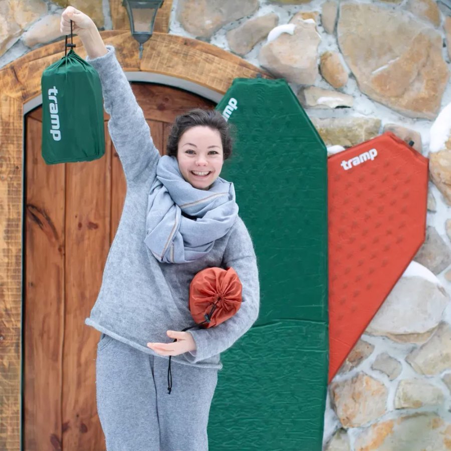 Tramp ковер самонадувающийся ULTRALIGHT PVC 3 cm (183*51*3 см.)