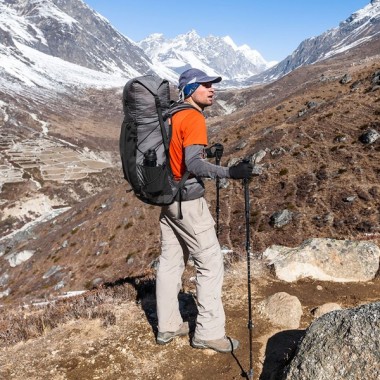 Рюкзак туристический NATUREHIKE Rock, 60L+5L, 26х18х67см, черный